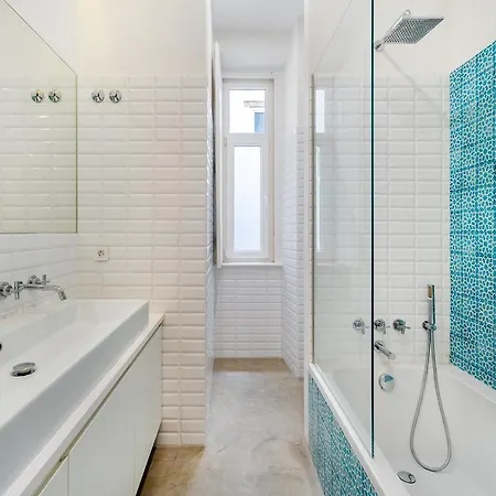 Whome Spacious Historic Flat Near Cais Do Sodre *