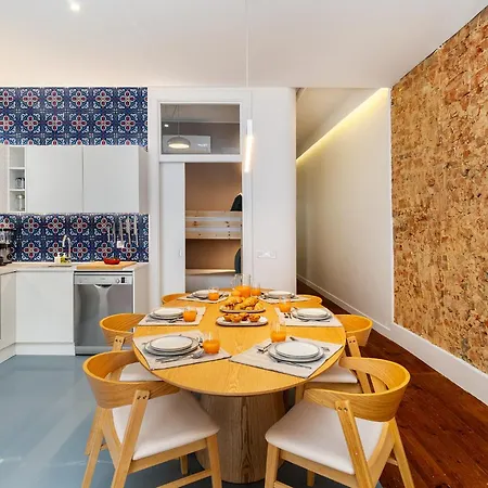 Whome Spacious Historic Flat Near Cais Do Sodre * Лиссабон