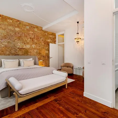 Whome Spacious Historic Flat Near Cais Do Sodre * Лиссабон
