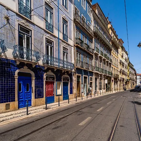 Whome Spacious Historic Flat Near Cais Do Sodre Лиссабон